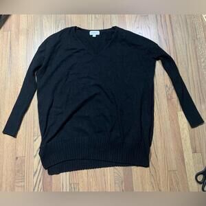 Evereve Black V-Neck Sweater